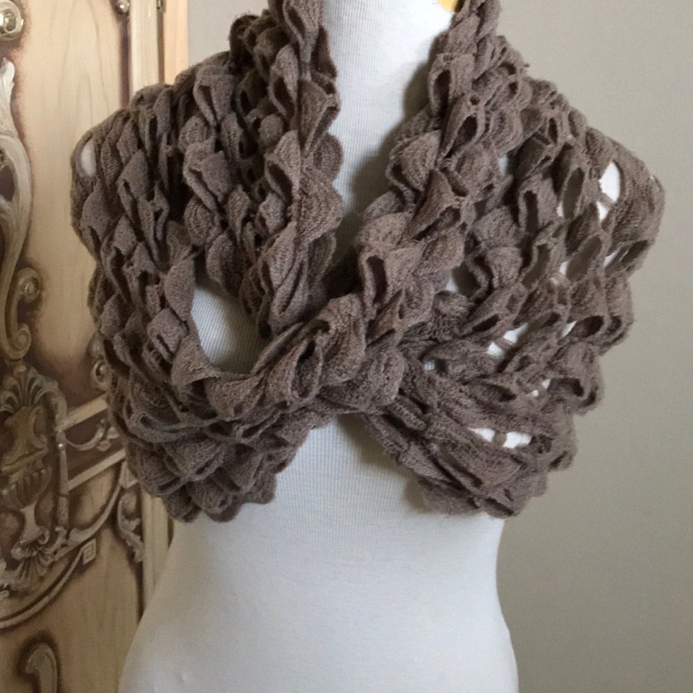 Infinity scarf - Picture 2 of 3